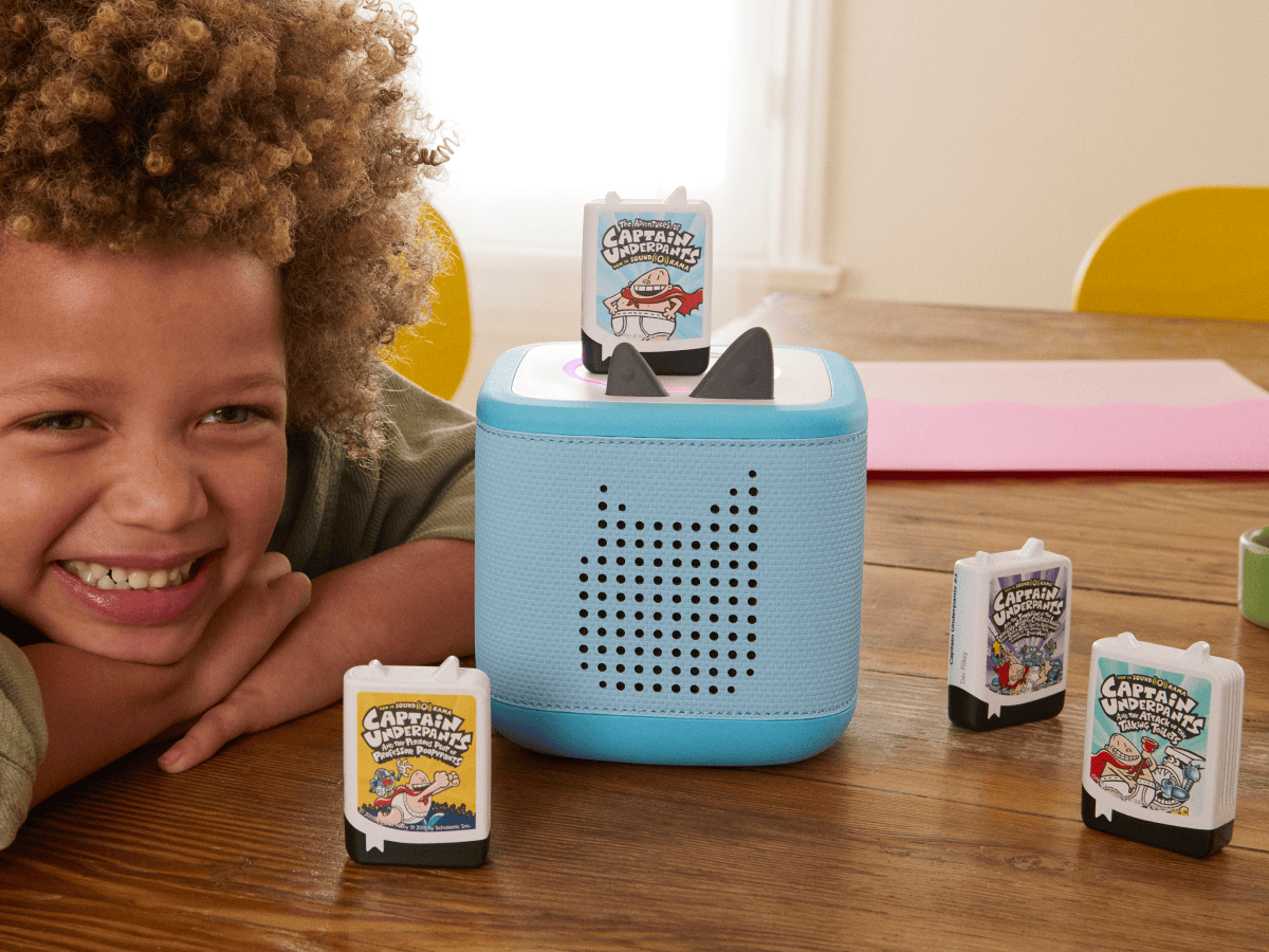 Dav Pilkey: Captain Underpants and the Attack of the Talking Toilets Book Tonie audio figurine with content illustration