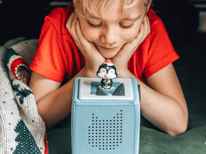 Child Playing With Favorite Children'S Songs: Holiday Songs Tonie